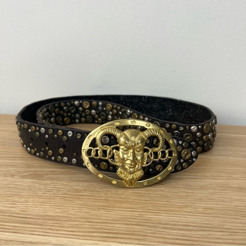 Vintage Lucky Brand Studded Buckle Pendantnt Aries Star Sign Leather Belt